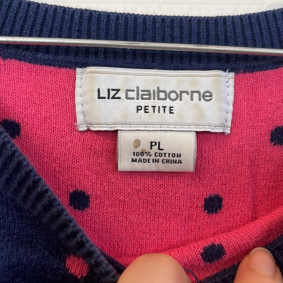Liz Claiborne polka dot Top - Picture 3 of 4